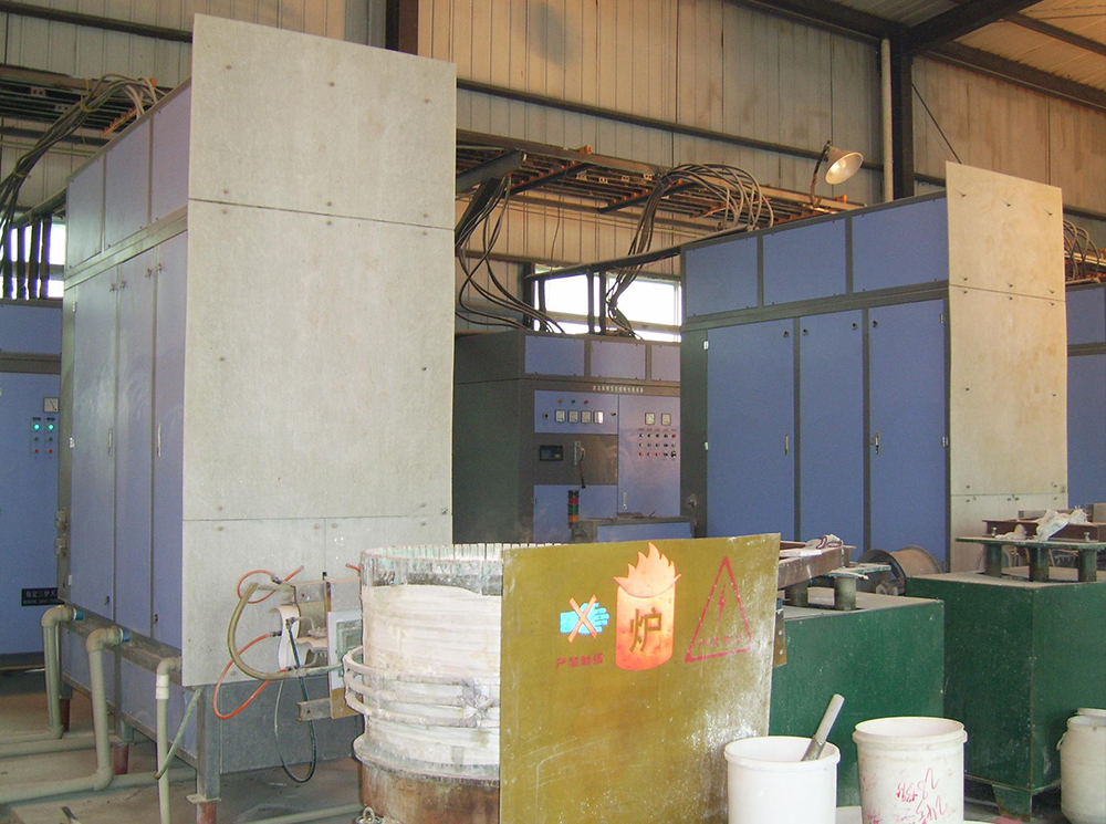 人造寶石熔煉（500kW 固態電源應用現場）
